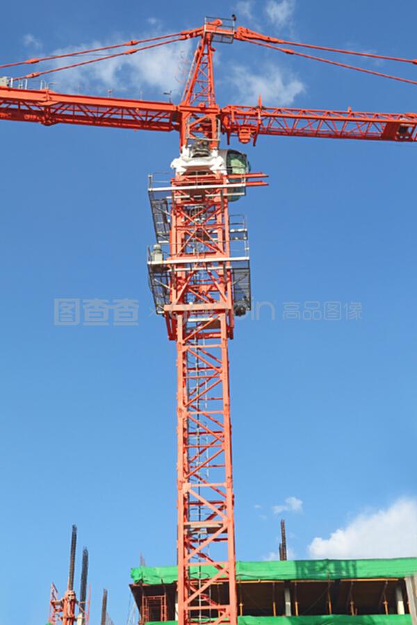建筑工地红楼起重机